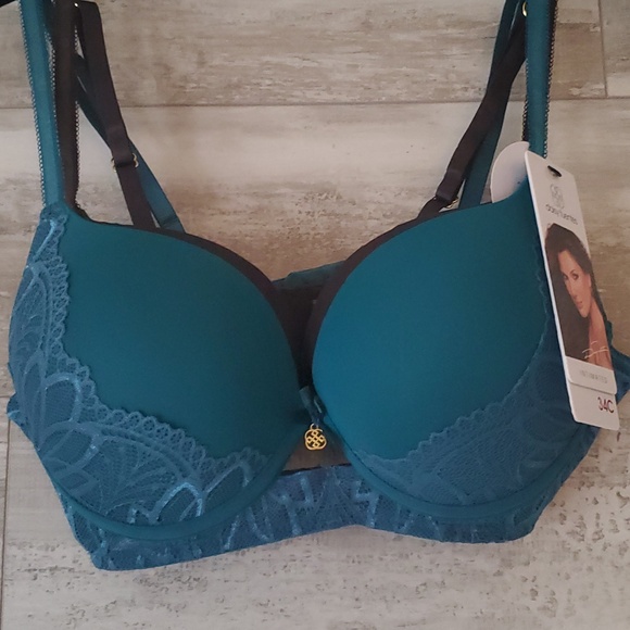 Push Up Bras - Picture 1 of 4